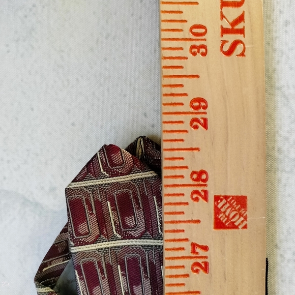 Robert Talbott Best of Class Necktie Tie Silk Striped Geometric Parisian Maroon - Picture 10 of 11